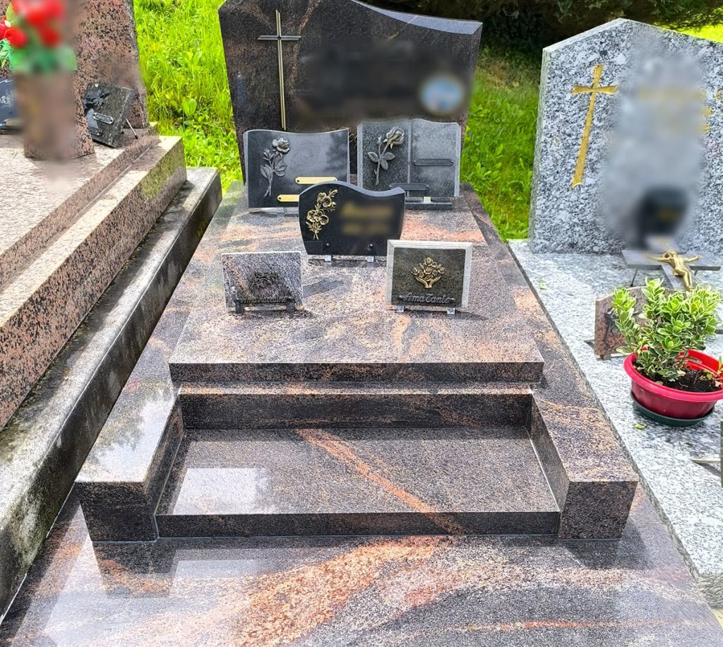 Nettoyage de caveau à Hérimoncourt (25) - Après nettoyage par Nos étoiles du souvenir à Valentigney dans le Doubs